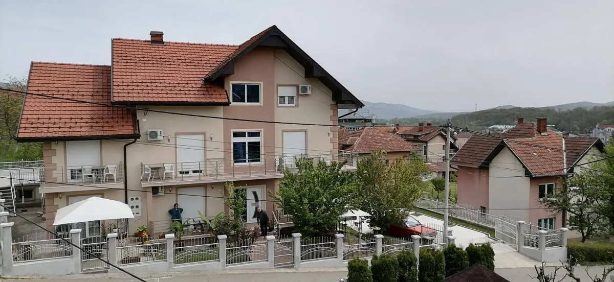 Apartmani i sobe MITROVIĆ