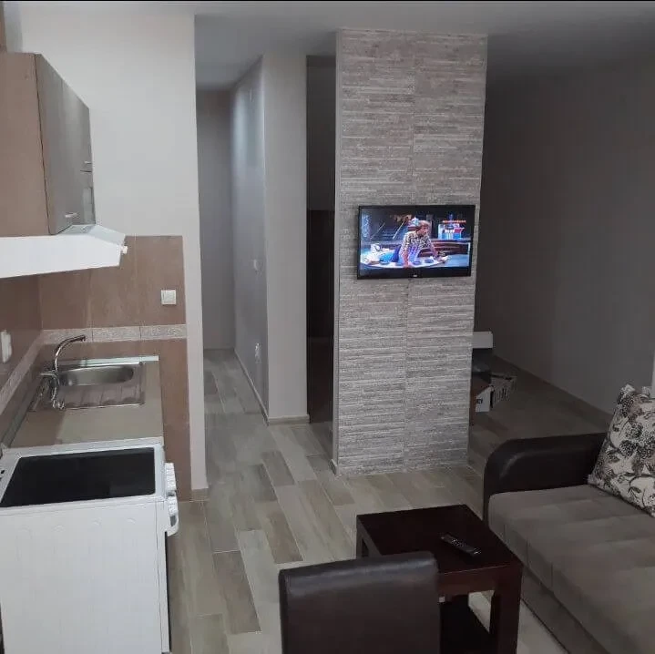 Apartman broj 4