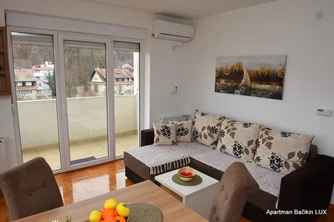 Apartmani BAČIKIN i BAČIKIN LUX