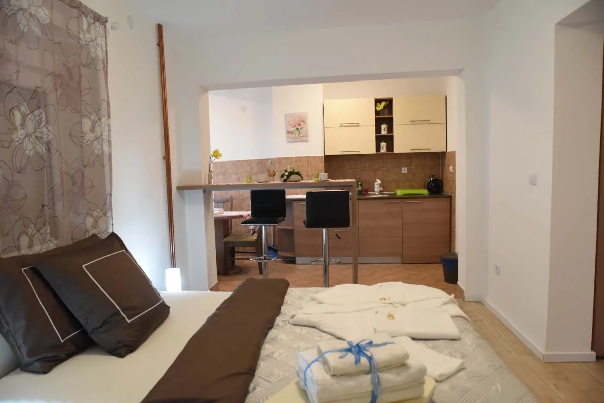 Apartman L