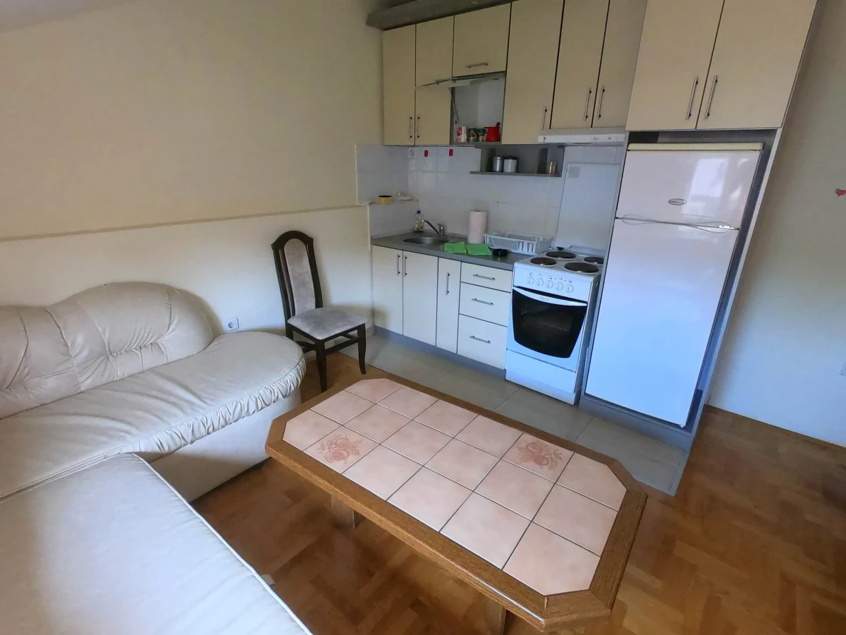 Apartman broj 3