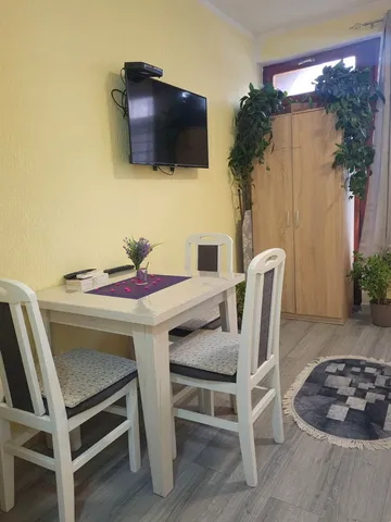 Apartmani i sobe sa kupatilom Topalović