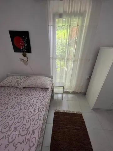 Smeštaj Mira u centru