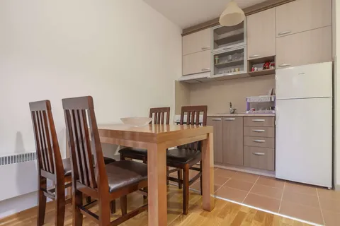 Apartman "Zlatni dan"