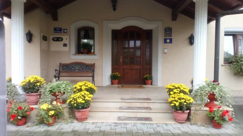 Apartmani "Nik Lux"