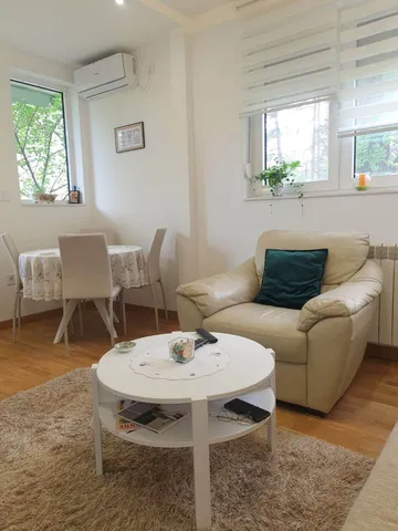 Apartman Stafi SAI