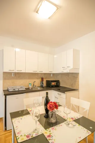 Pet apartmana kod Vrnjačkih termi by Central