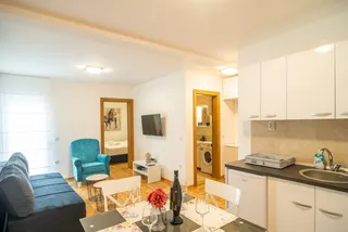 Pet apartmana kod Vrnjačkih termi by Central