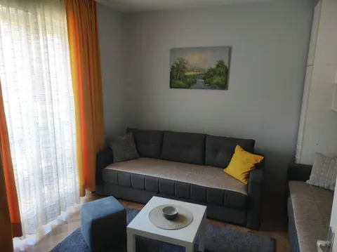 Apartman Royal Holiday 4