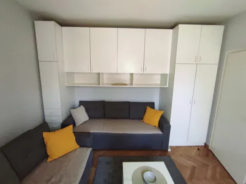 Apartman Royal Holiday 4