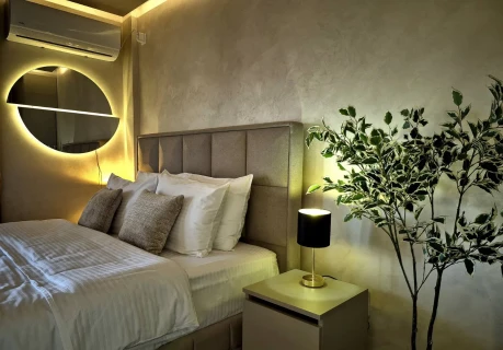 Kamelia u kompleksu Panorama