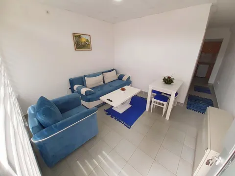 Apartmani i sobe Perović