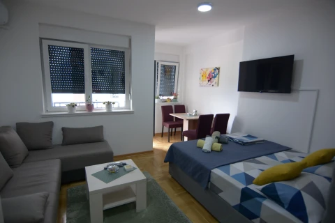 Apartman KONAK