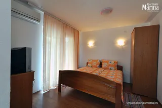Apartmani MARINA