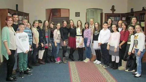 NARODNA BIBLIOTEKA DR DUŠAN RADIĆ KONCERT VRNjAČKIH FLAUTISTA
