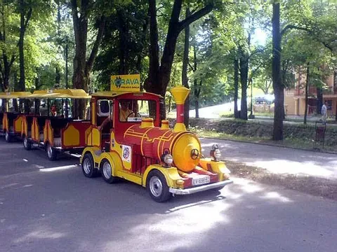 Vrnjački vozić - putovanje kroz Vrnjačke parkove