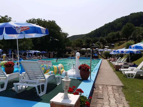 Bazen Klobuk u Vrnjačkoj Banji