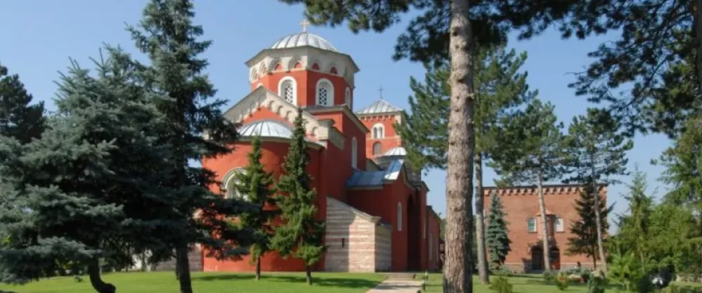 Manastir Žiča na 32 km od Vrnjačke Banje
