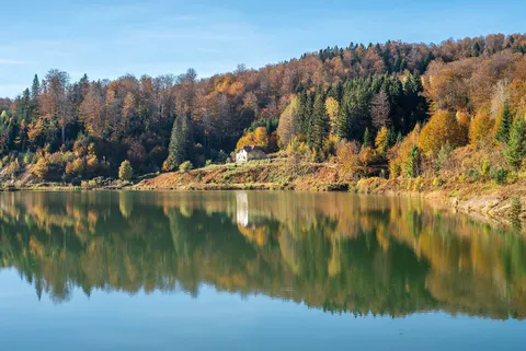 Jezero Selište na Goču - netaknuta priroda i savršeno mesto za šetnju