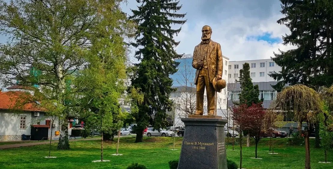 Spomenik Pavlu Mutavdžiću u Vrnjačkoj Banji