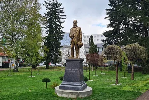 Spoemenici i biste u Vrnjačkoj Banji